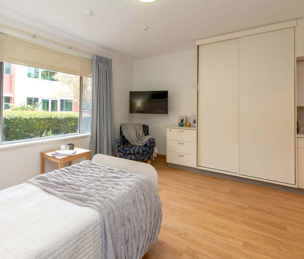 Evanston Park Premium room. Photo for illustrative purposes only.