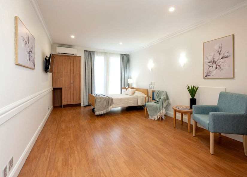 Eldercare Hope Valley Premium room